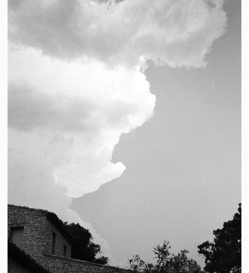 Menace d’orage Domaine du Dffends. Saint-Maximin la sainte Beaume. Juillet 2006.
©Vincent Migeat/VU
